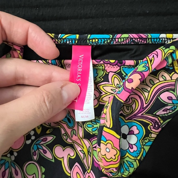 Vibrant Pink and Floral Bikini Set - Picture 2 of 3